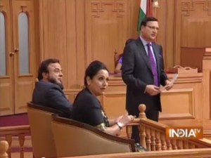 Saresh Wala and Asifa Khan in Aap Ki Adalat with Rajat Sharma